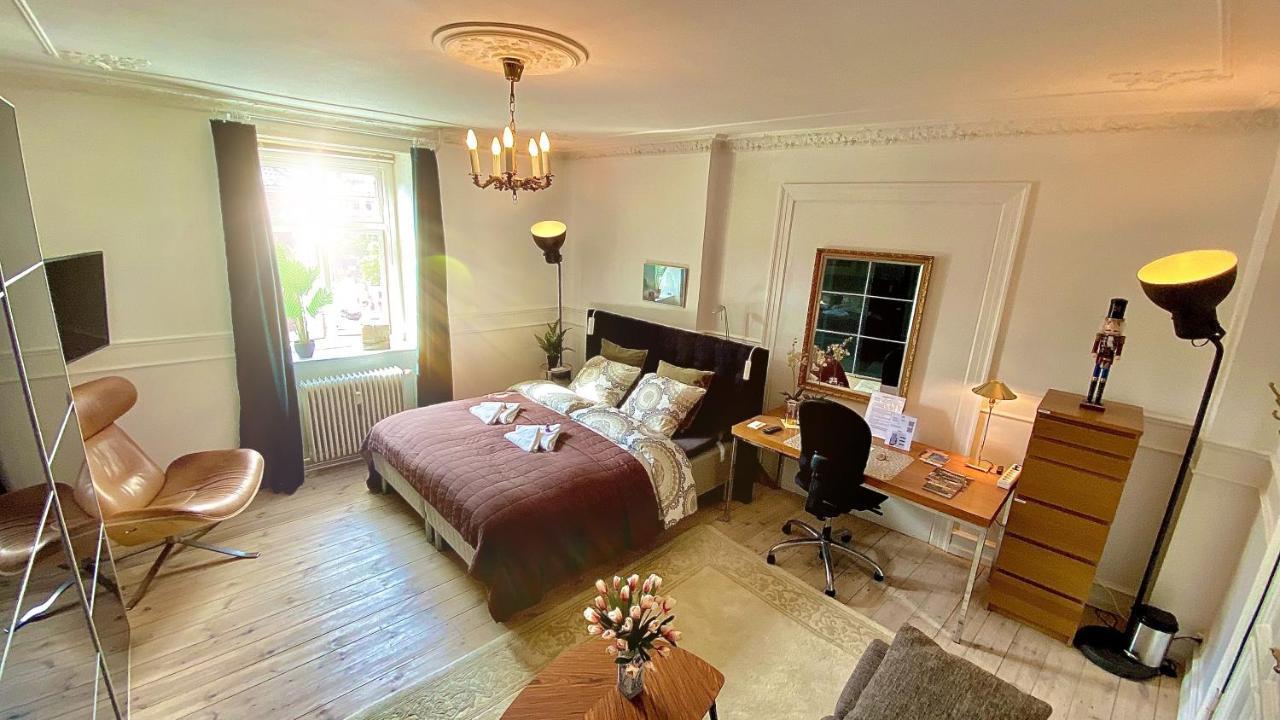 Four Individual Beautiful Spacious Rooms In Stylish Apartment Copenhagen Exterior photo